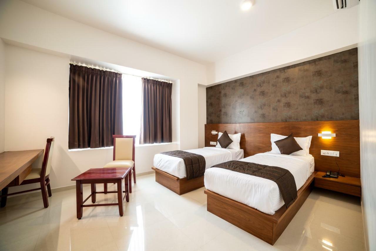 Heritage Inn Mysore Εξωτερικό φωτογραφία