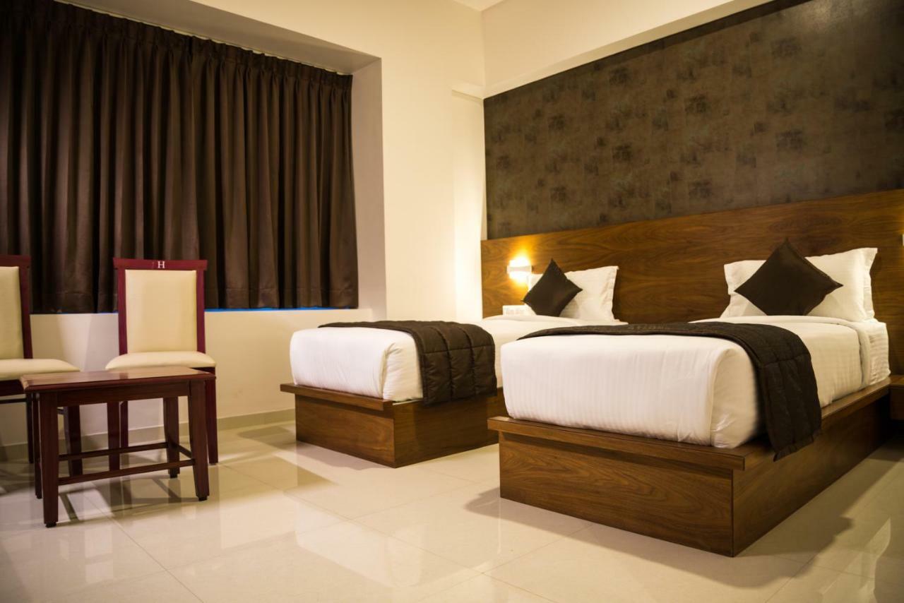 Heritage Inn Mysore Εξωτερικό φωτογραφία