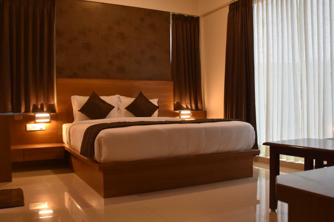Heritage Inn Mysore Εξωτερικό φωτογραφία