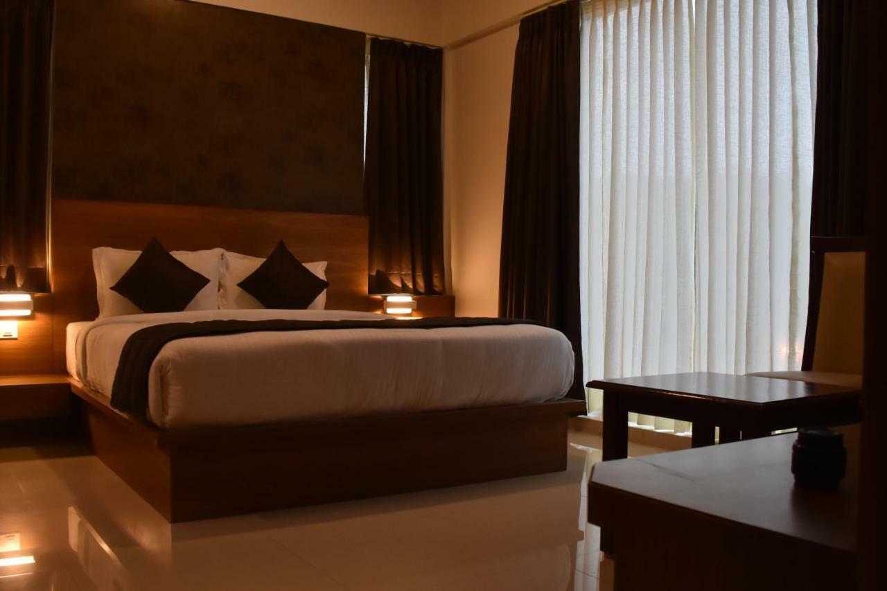 Heritage Inn Mysore Εξωτερικό φωτογραφία